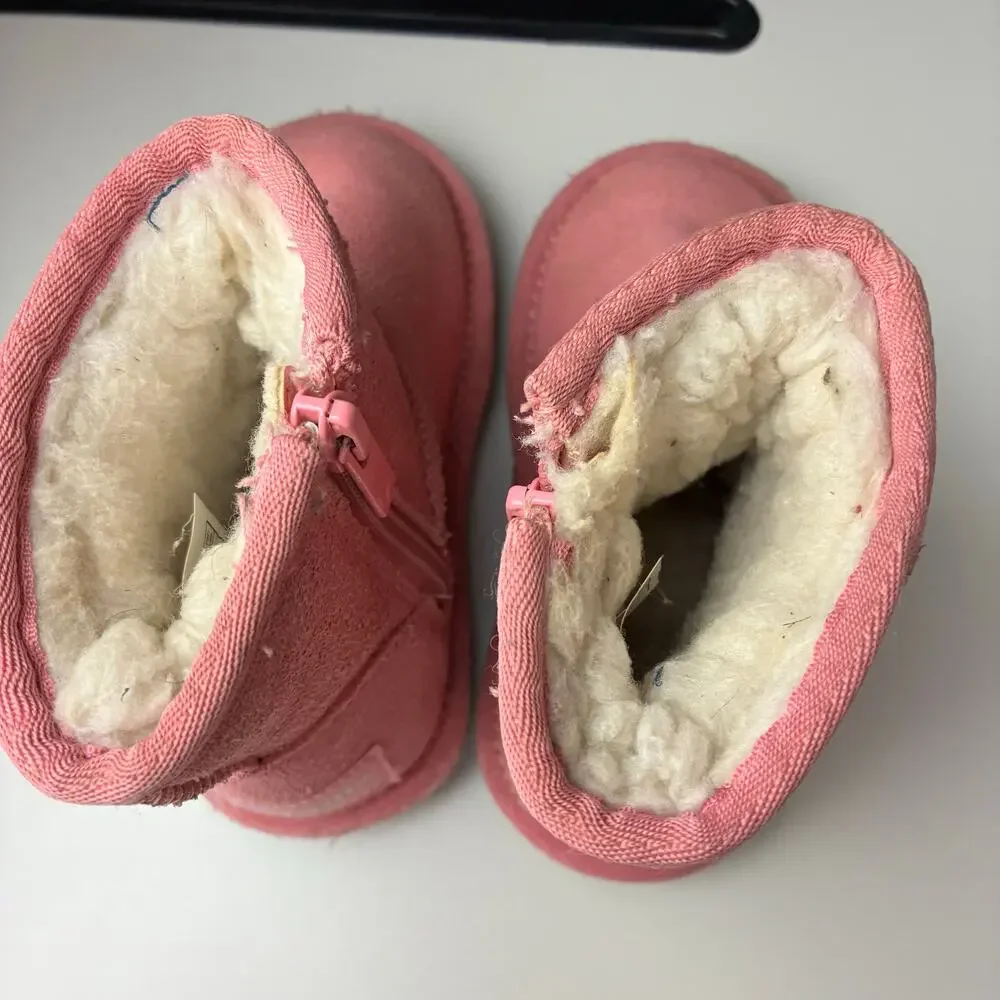 Koolaburra by UGG Jona Toddler Girls 8 Short Winter Boots Pink Side Zip Sherpa